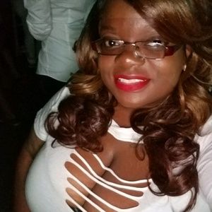 Meet your Posher, Joyce