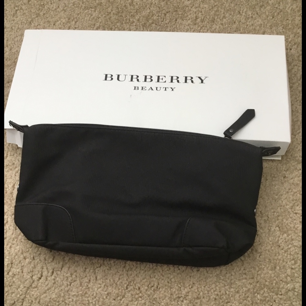 BURBERRY BEAUTY TOILETTE BAG - BRAND NEW 2 Bags