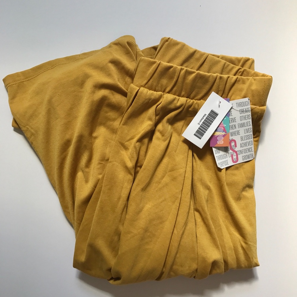 ❌SOLD❌Lularoe Mustard Yellow SOLID Madison SKIRT!!