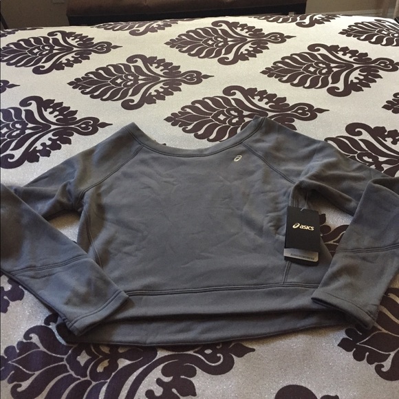 New w tags Aasics crop fleece size S gray - Picture 2 of 5