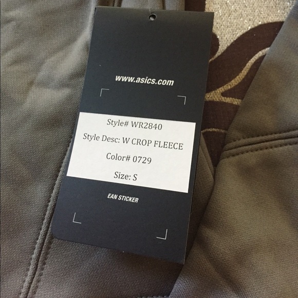 New w tags Aasics crop fleece size S gray - Picture 4 of 5