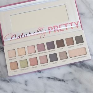 It Cosmetics - Naturally Pretty The Romantics