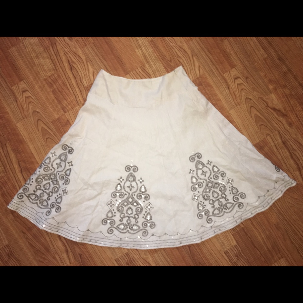 Woman's Size 6 Linen Skirt by Edward