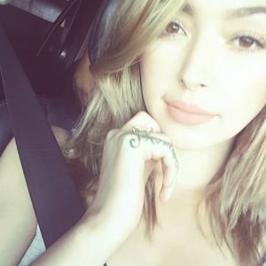 Meet your Posher, Mirna