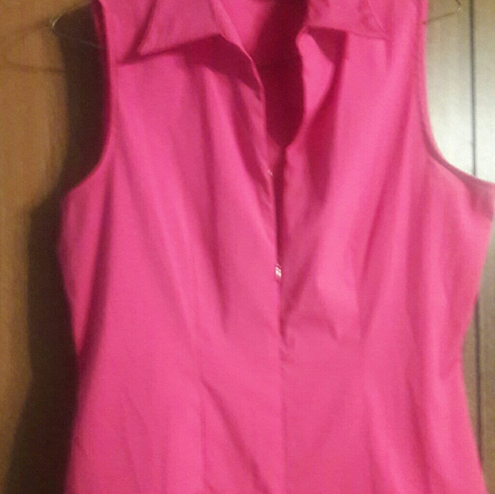 Sleeveless top