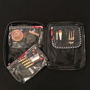 Sonia Kashuk cosmetic beauty bag organizer