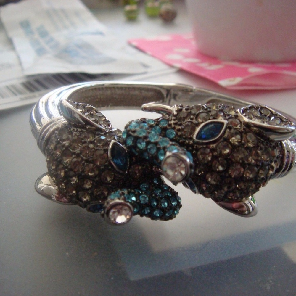 HSN ADRIENNE ARPEL ELEPHANT BANGLE BRACELET NWOT