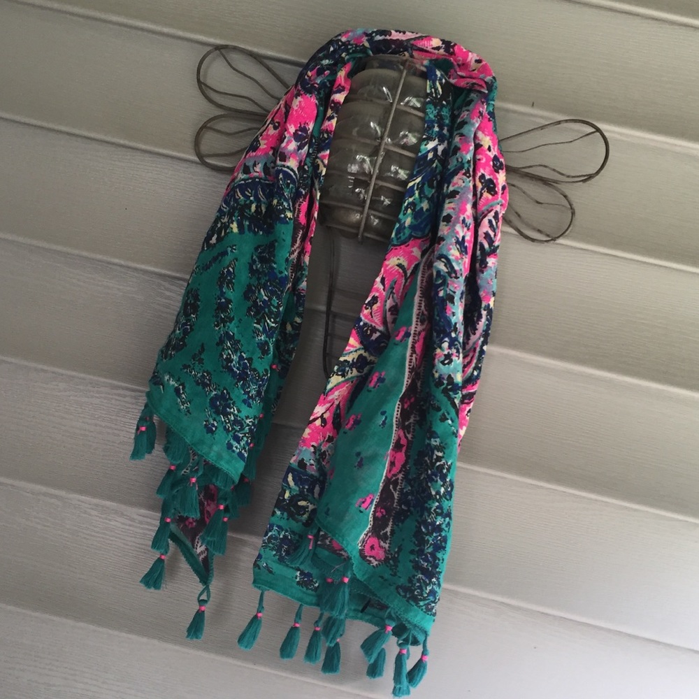 American Eagle Scarf!🍬