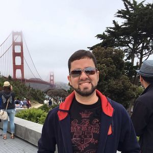 Meet your Posher, Carlos