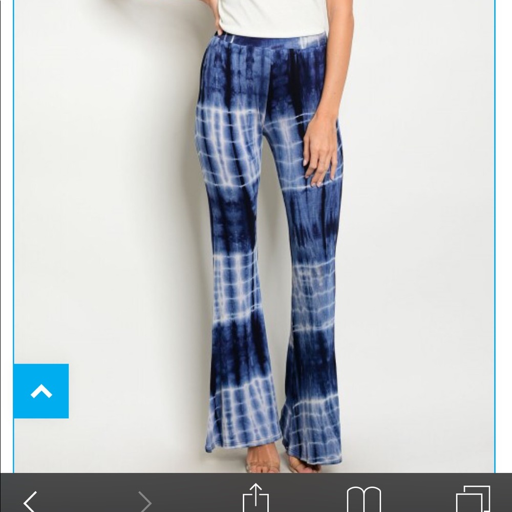Blue tie dyed palazzo pants. Stretcy TTS.