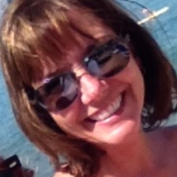 Meet your Posher, Janice - Picture 1 of 1