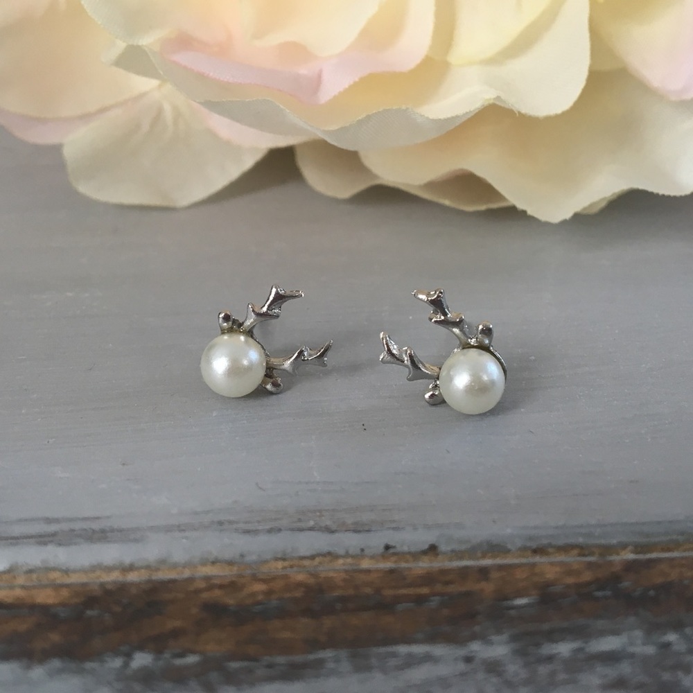 🆕 Reindeer Earring Studs 🎄