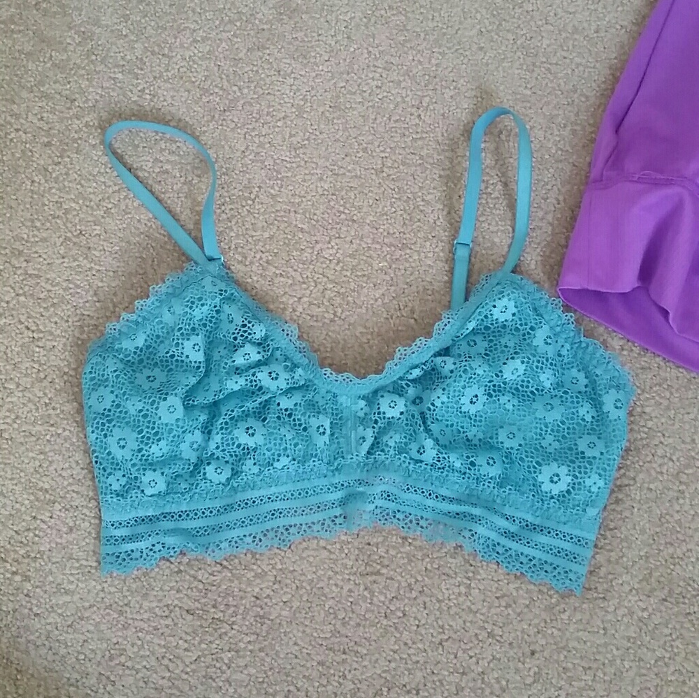 Victoria bralette
