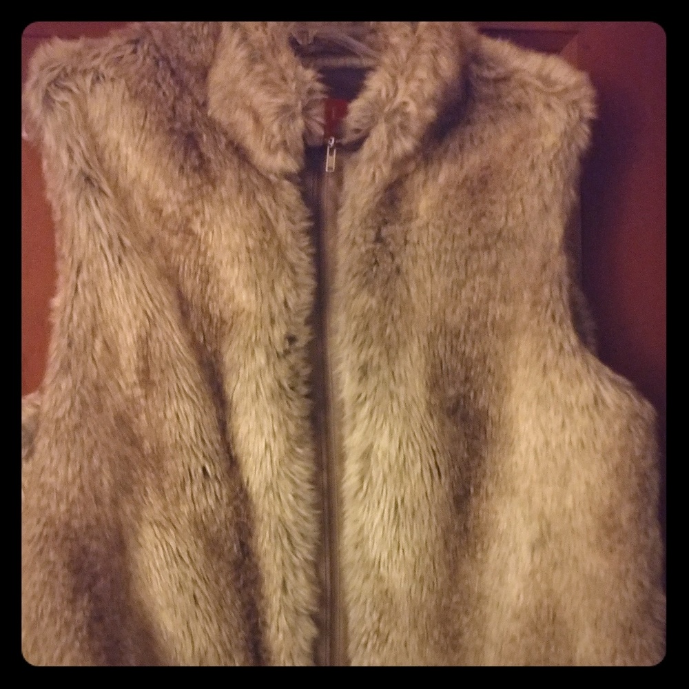 Elle Faux Fur Vest