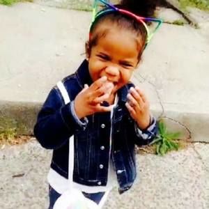 Meet your Posher, Crystal