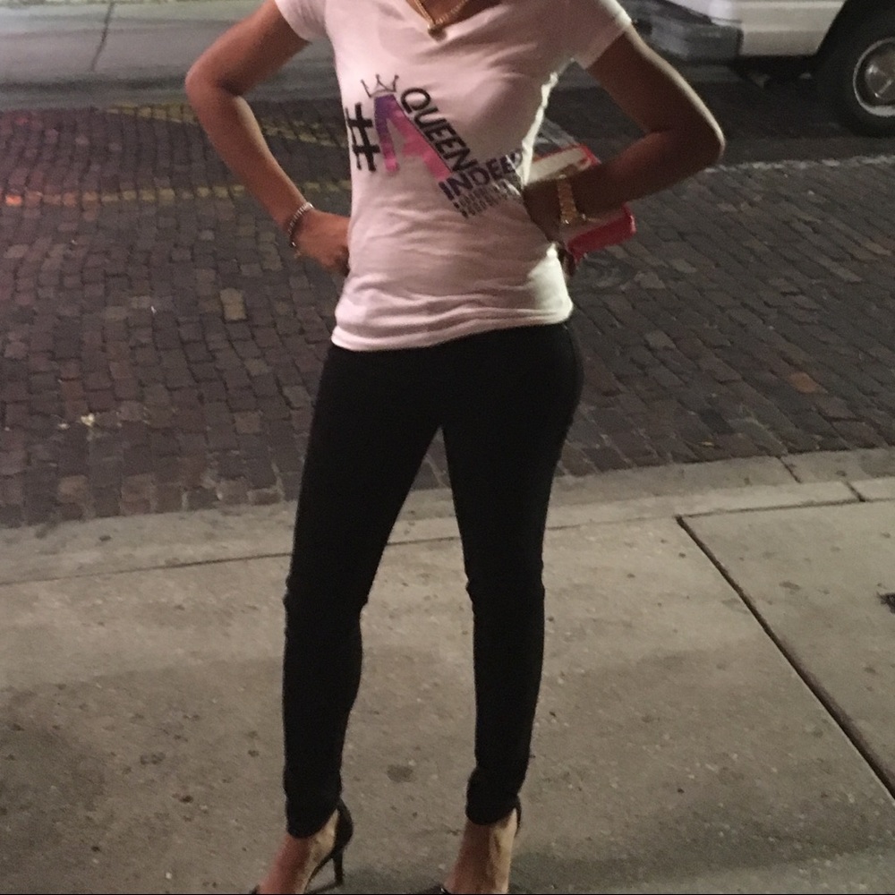 Brand new Fitted Tee