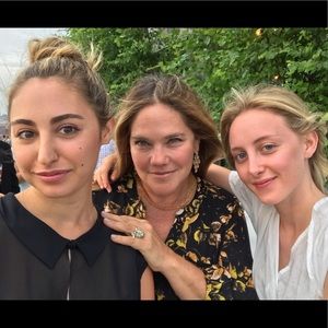 Meet your Posher, Maddy