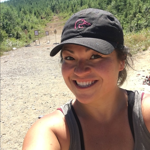 Meet your Posher, Alex - Picture 3 of 4