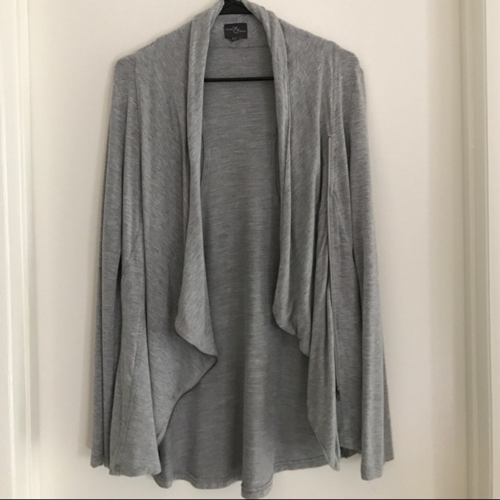 Market & Spruce Asymmetrical Zip Cardigan
