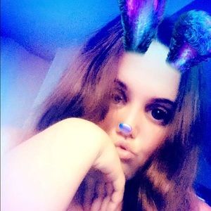 Meet your Posher, Ally