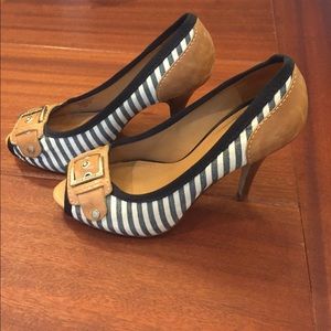 Gianna Bini Nautical Leather Heels