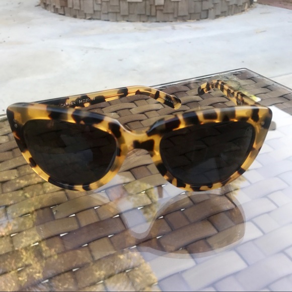 Fly Carmen Sunglasses NWT with Case - Picture 3 of 7