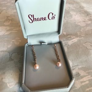 Rose gold pink pearl earrings