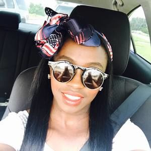 Meet your Posher, Jacqueline