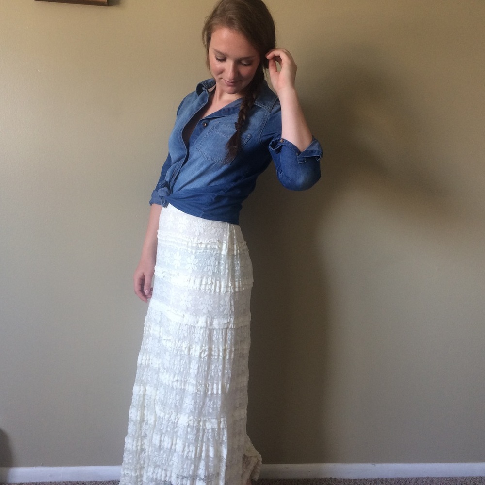Max Studio Cream Lace Maxi Skirt
