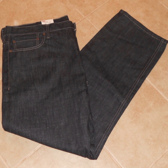 Levi's Other - NWT Levi's 562  Loose Taper Dark Blue Jeans Sz 42