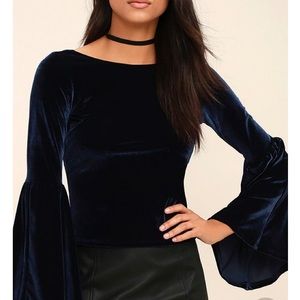 Cute Lulus black velvet long sleeve
