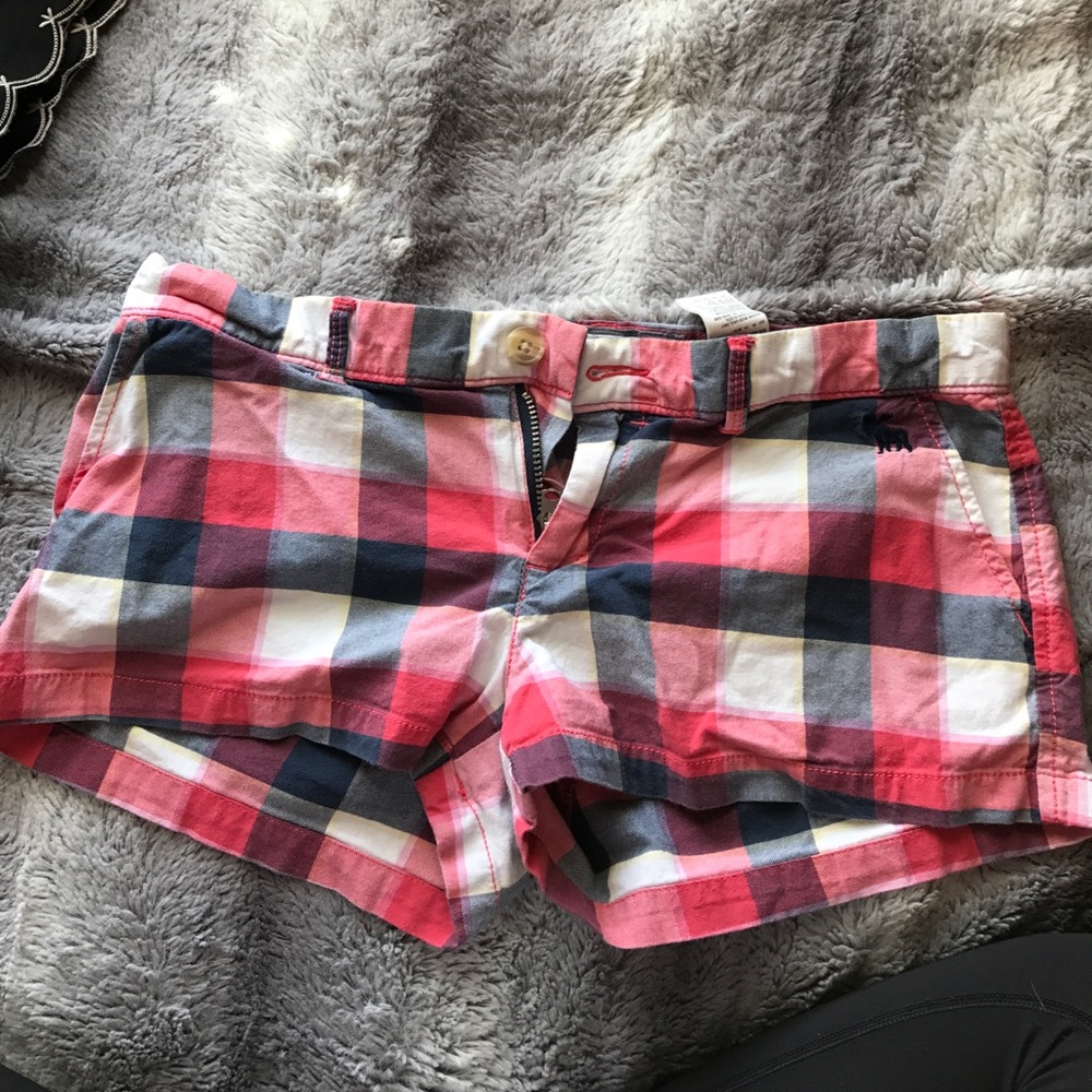 Abercrombie plaid shorts
