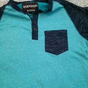 Men's t shirt medium