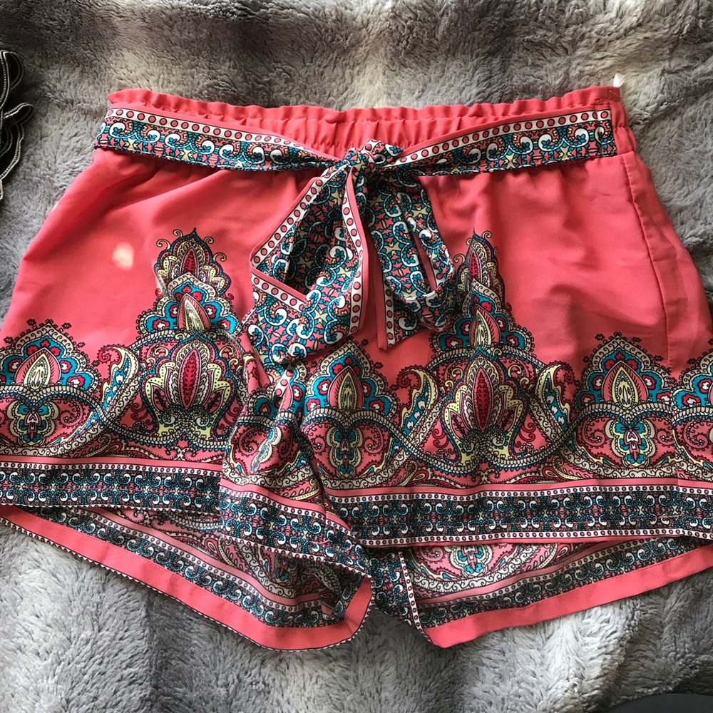 NWOT dress shorts
