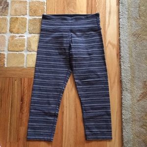 Lululemon striped cropped leggings