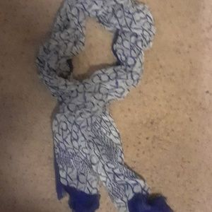 Calvin Klein light scarf