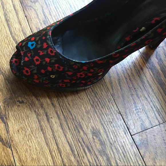 Aldo Fabric Open Toe Pumps - Picture 2 of 8