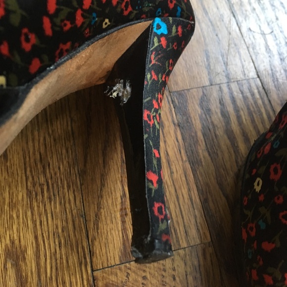 Aldo Fabric Open Toe Pumps - Picture 4 of 8
