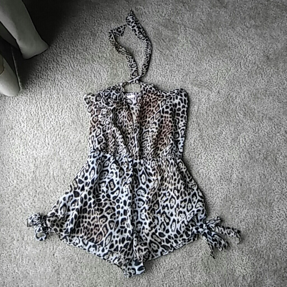 Victoria's secret beach 🌴 Romper