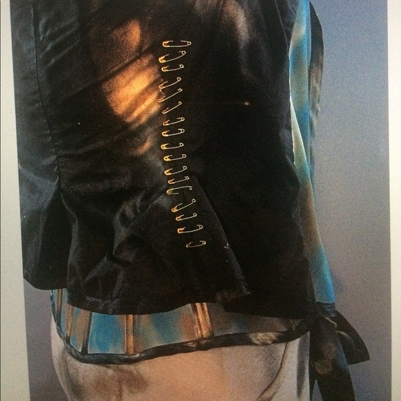 Lexa Vonn x Catherine Coatney reverse Romeo vest - Picture 6 of 8