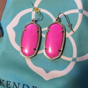 Kendra Scott Elle earrings in Magenta