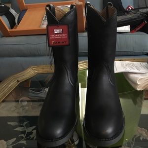 Ariat cowboy roper boots