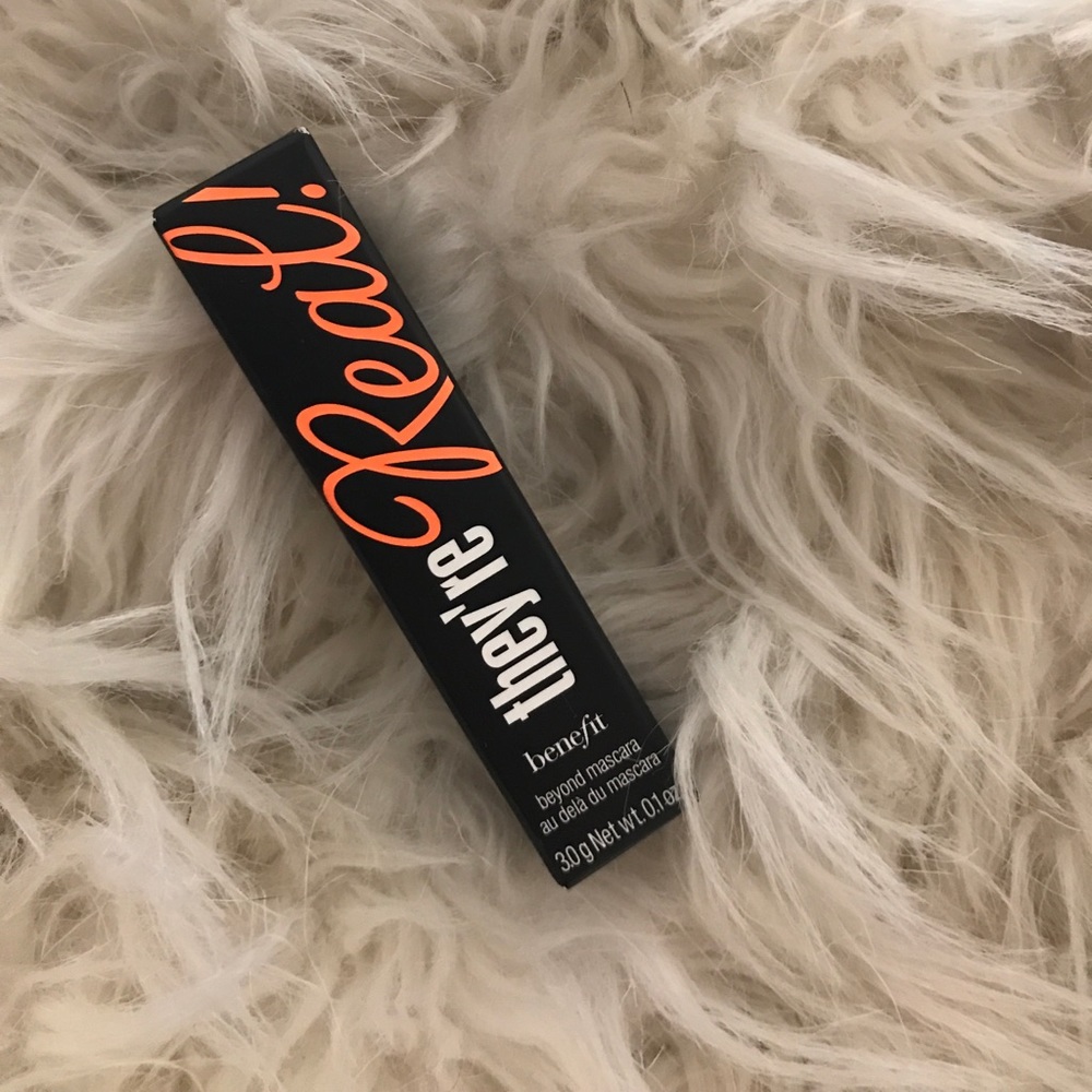 They're Real! Beyond mascara by benefit cosmetics