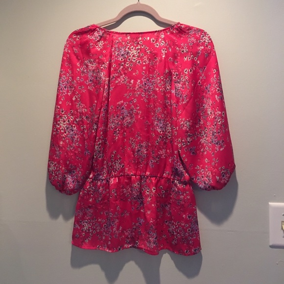 Banana Republic Satin Peasant Blouse - Picture 6 of 6