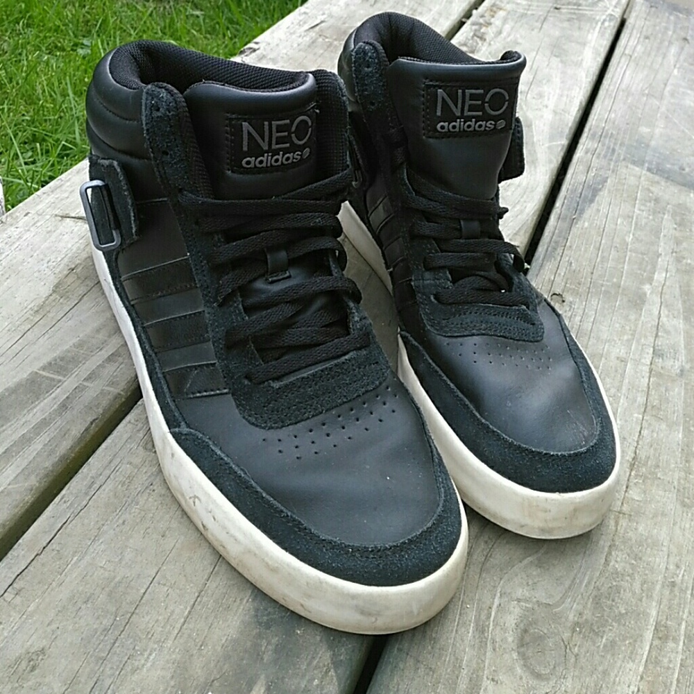 Adidas NEO