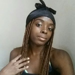 Meet your Posher, Kala