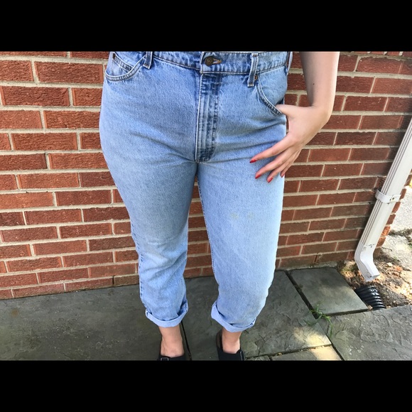 •VINTAGE LEVI JEANS• - Picture 5 of 5
