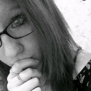 Meet your Posher, Phoenix