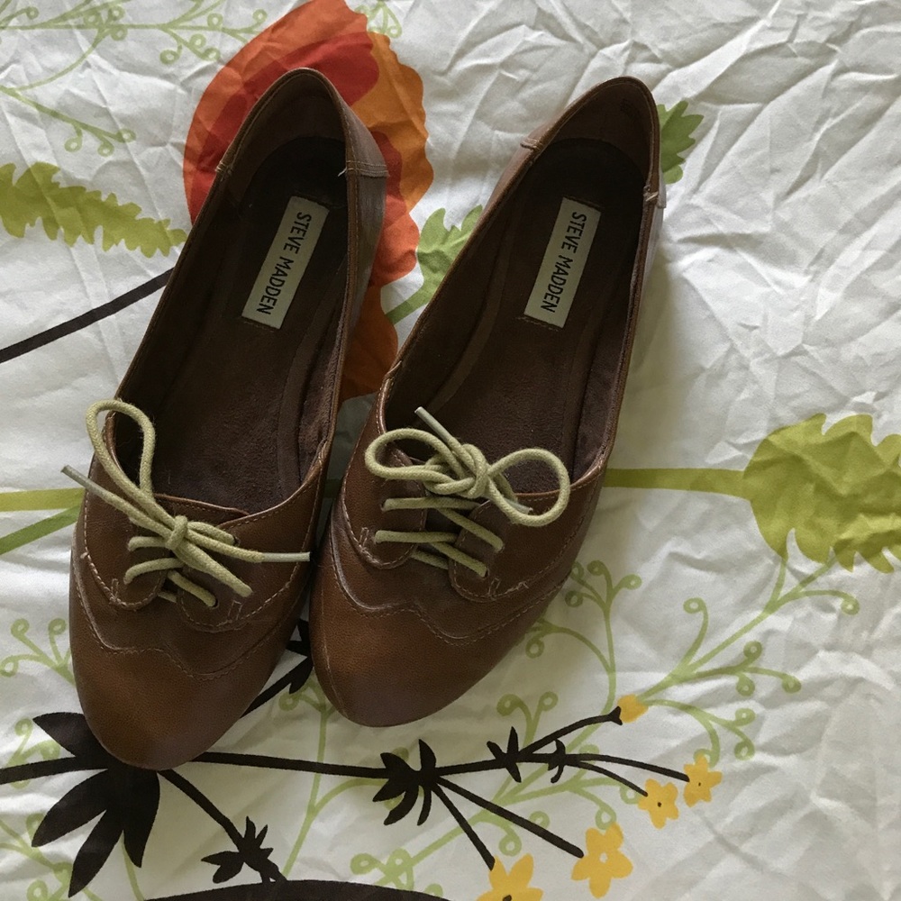 Steve Madden Brown Lace up Flats