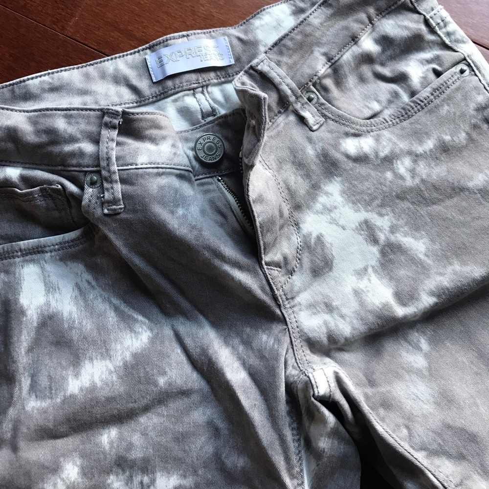 Jeans - Picture 2 of 3